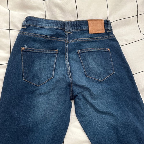 Straight line jeans used, size 38