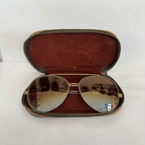 Vintage 70s/80s French Aviator Sunglasses with Case used