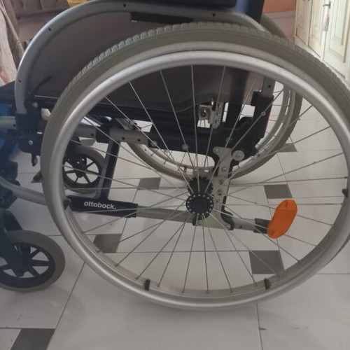 Ottobock wheelchair new, folding, lightweight aluminum-titanium frame