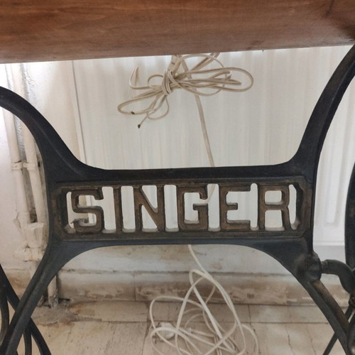 Singer sewing machine used vintage, authentic from 1910