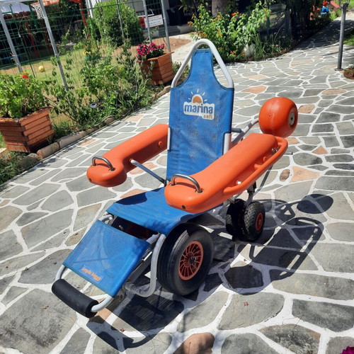 Beach wheelchair like new for people with disabilities