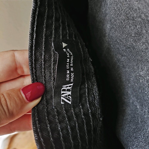 Zara jean dress like new, mini black