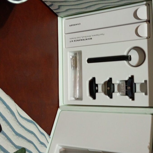 Pax 3 vaporizer like new, complete set with accessories