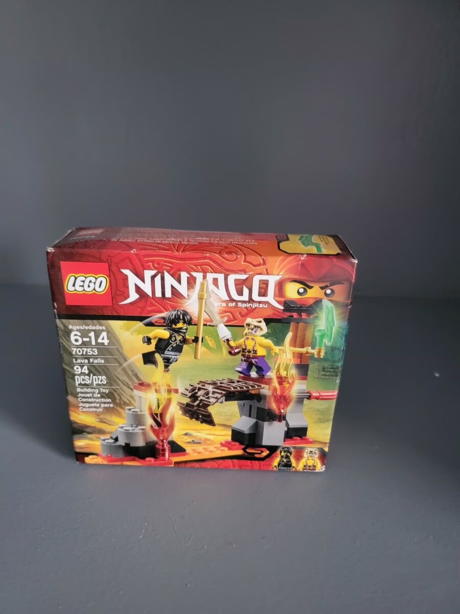 Lego Ninjago Lava Falls 70753 used, 94… - € 30,00 - Vendora.gr
