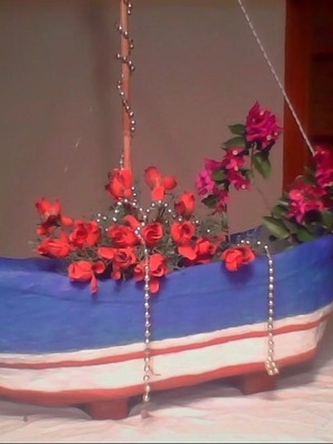 Καράβι ζαρντινιέρα τσιμεντένια με οπλισμό χάλυβα