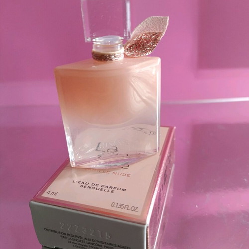 Lancôme travel set with perfume and skincare new