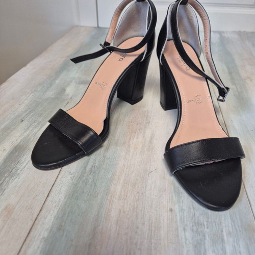 Migato black leather sandals size 40, heel height 8.5 cm, new