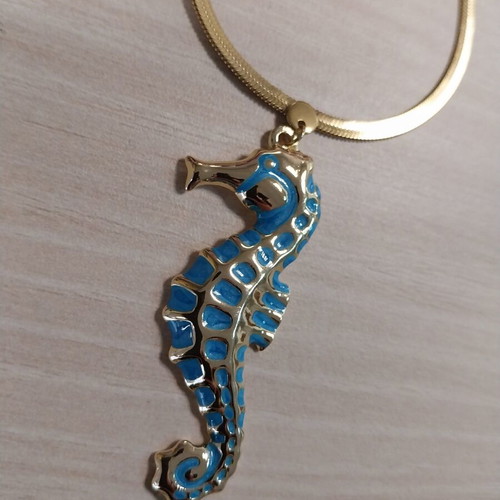 Summer necklace gold steel with embossed blue seahorse like new