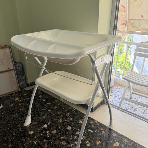 Baby Bathing and Changing Station new condition