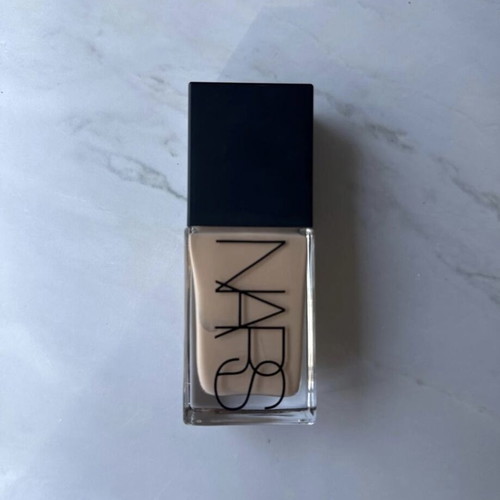 NARS foundation like new, shade Deauville