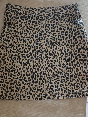 Mini Leopard Skirt like New, Size Small, Black and Brown