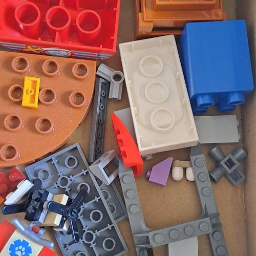 Lego authentic pieces like new, pack