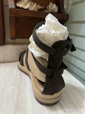 El Greco sandals like new, leather with anatomical memory foam sole, size 39