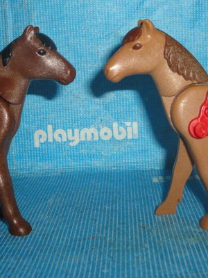 Playmobil set of 2 horses