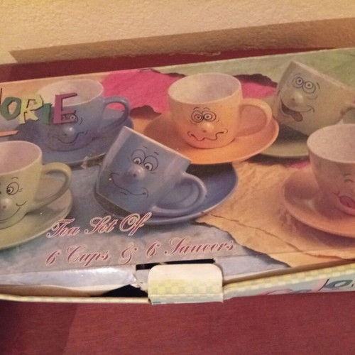 Mugs with Saucers Set of 6 Green Light Used