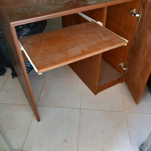 Computer desk used, 80x80 cm