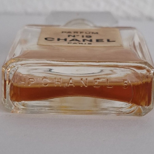 Chanel No. 19 Parfum Extrait 14 ml used, classic fragrance