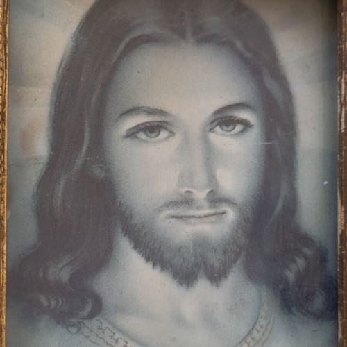 Old lithograph of Jesus Christ in framed glass