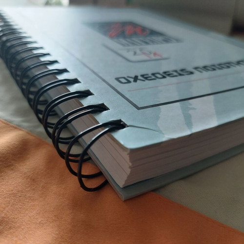 Spiral diary 2014 like new, daily and hardcover