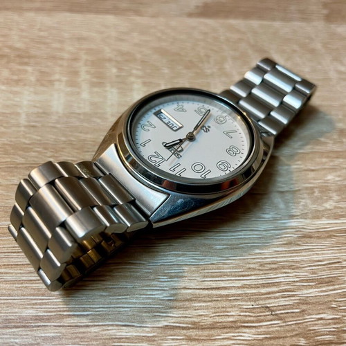 Seiko watch new old stock with original bracelet