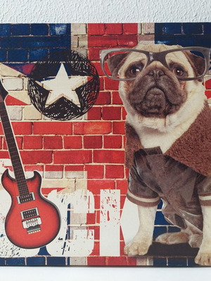 Decorative canvas painting with bulldog and England flag like new