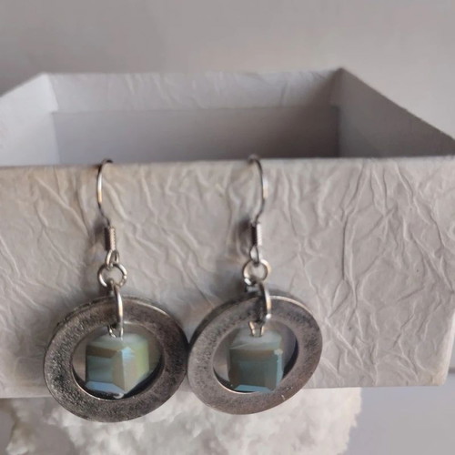 Dangle earrings hoops silver with green square crystal bead, like new
