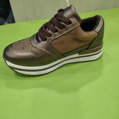 Children's Snicker shoes girl XTI new, brown size 28