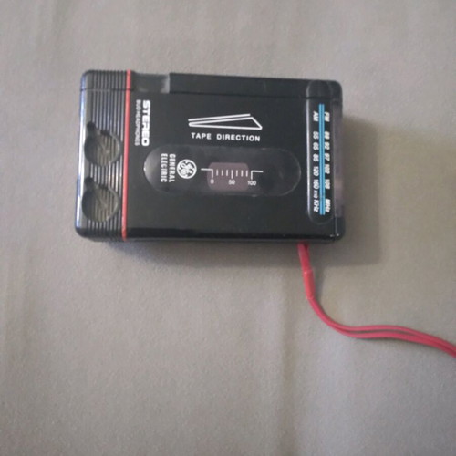 General Electric FM AM Radio Cassette Walkman used