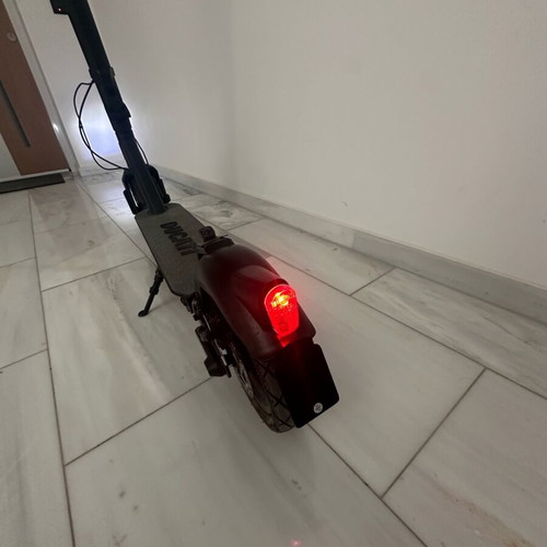 Ducati Pro II Plus scooter like new