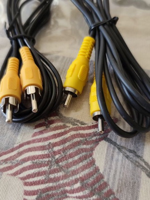 RCA cable pair new for analog video and audio signal
