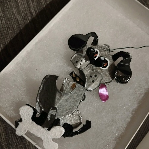 Handmade metal dog figurine like new