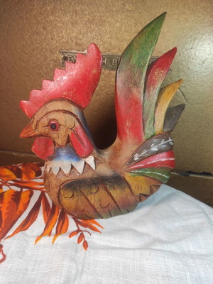 Wooden Rooster hand-carved and painted, like new, 16x20cm
