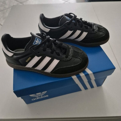 Adidas kids shoes used, size 26, black