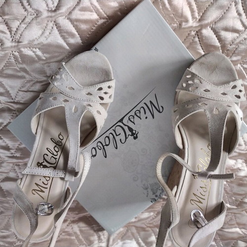 Women's new platform sandals size 38, Italian