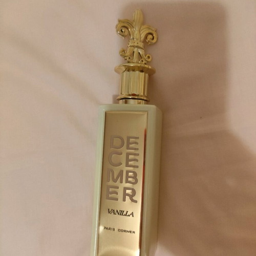 December Vanilla Paris Corner 85 ml like new