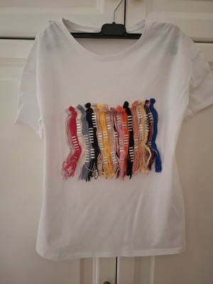 Zara women's white T-shirt like new, size S