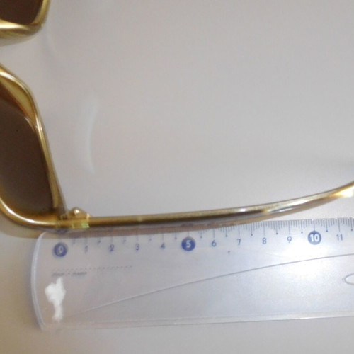 Donna Karan DKNY 7906S sunglasses with bronze plastic frame, like new