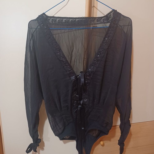 A-Style beaded bodysuit shirt with batwing sleeves, black, S