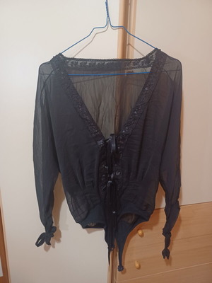 A-Style beaded bodysuit shirt with batwing sleeves, black, S