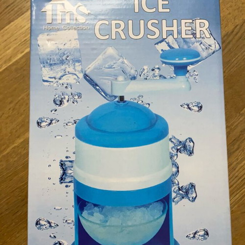 Ice Crusher hand-operated, like new, ideal for cocktails