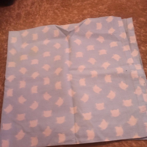 Baby diaper like new, 1.16x65 cm with white cats and blue background