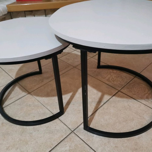 Set of round coffee tables like new, light beige