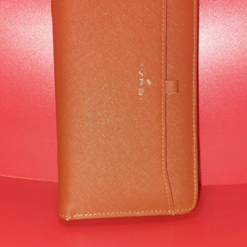 Verde wallet brown like new