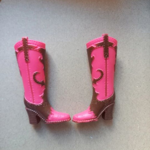 Barbie Vintage Cowboy Boots like new