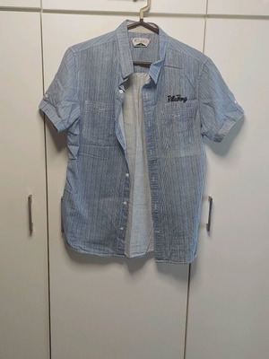 Billabong shirt size S like new, white and blue