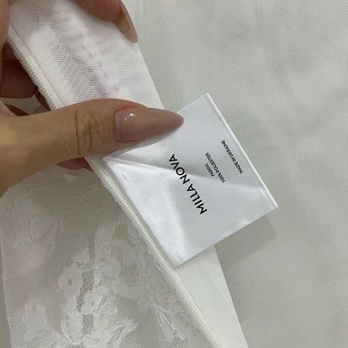 Milla Nova wedding dress SS24 new, white with detachable sleeves and lining