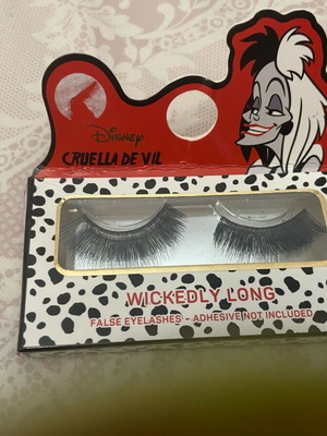 Disney Cruella de Ville eyelashes new