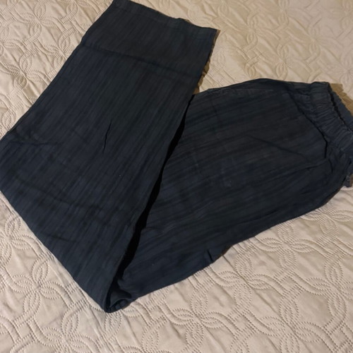 Black pants like new, small size