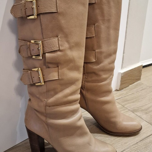 Zara beige leather women's boots size 39
