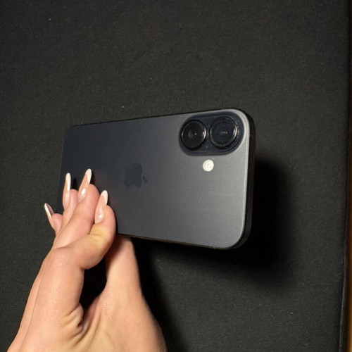 iPhone 16 black 256GB